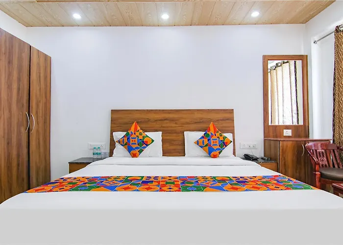 Fabexpress Kalsia Homestay - Nr Radha Krishna Mandir