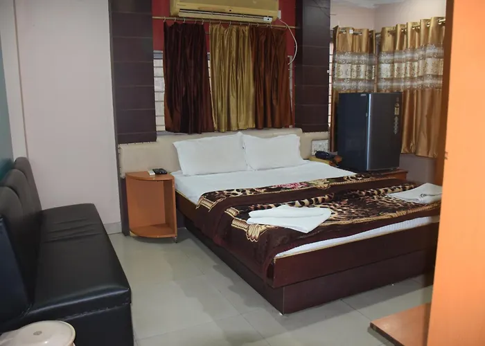 Starline Hotel