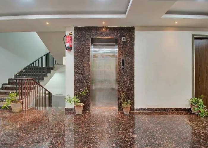 Hotel O Shiv Mahima