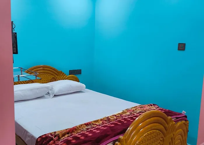 Aditya Guest House