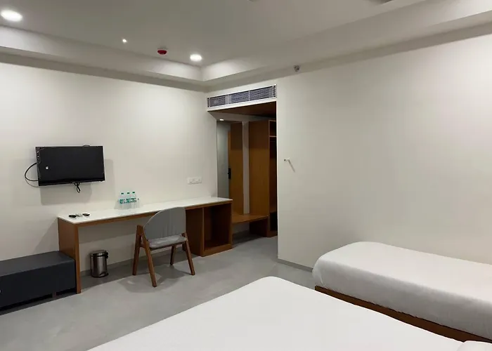 Hotel Madhukta Inn