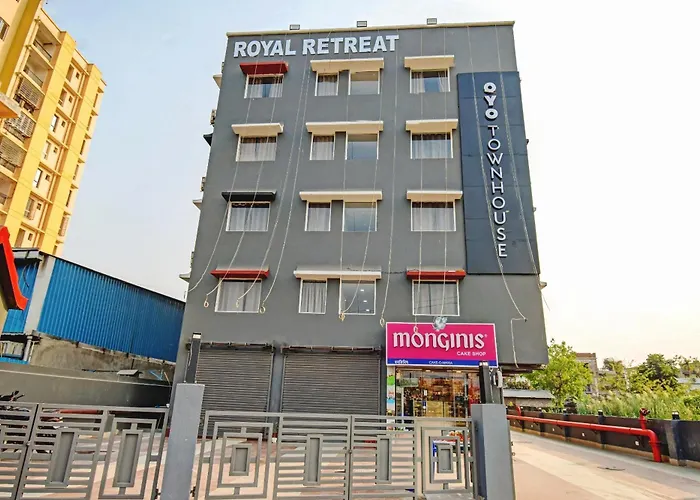 Super Townhouse The Royal Retreat
