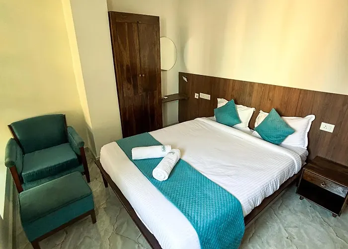 Hotel Emerald