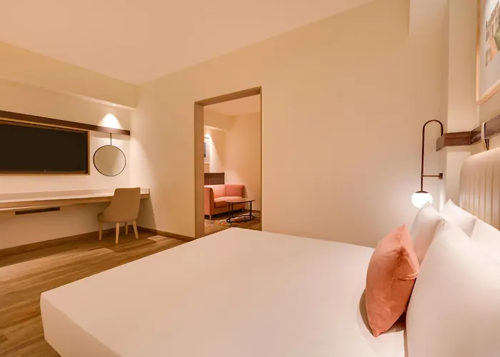 Red Fox By Lemon Tree Hotels, Hyderabad