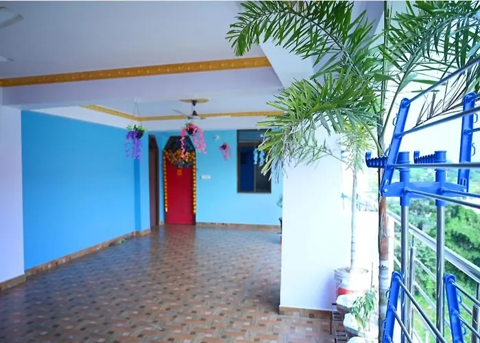 Anand Homestay