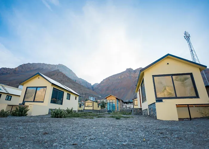Yellow Hotels & Cottages