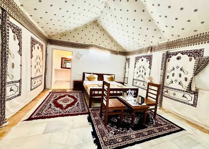 Desert Overnight Luxury Camp & Resort