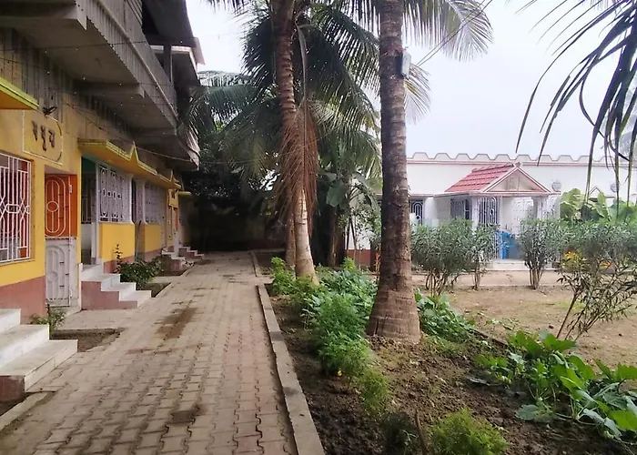 India Tours Only Tajeswaree Hotel & Resort