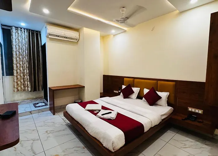 Hotel Prakasham