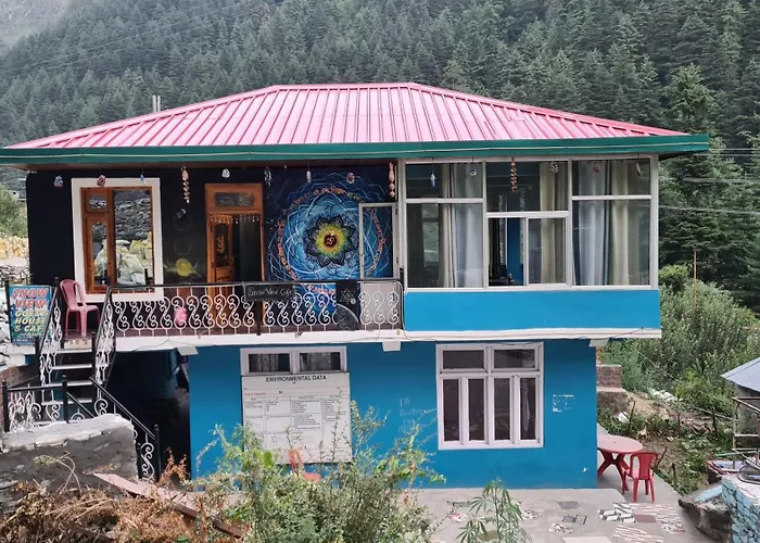 Formosa Cafe Hostel Kasol Goa
