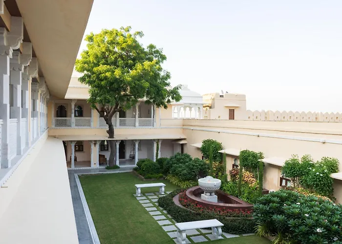 Rovers Luxe Stay - Sardargarh Heritage Fort, Near Udaipur