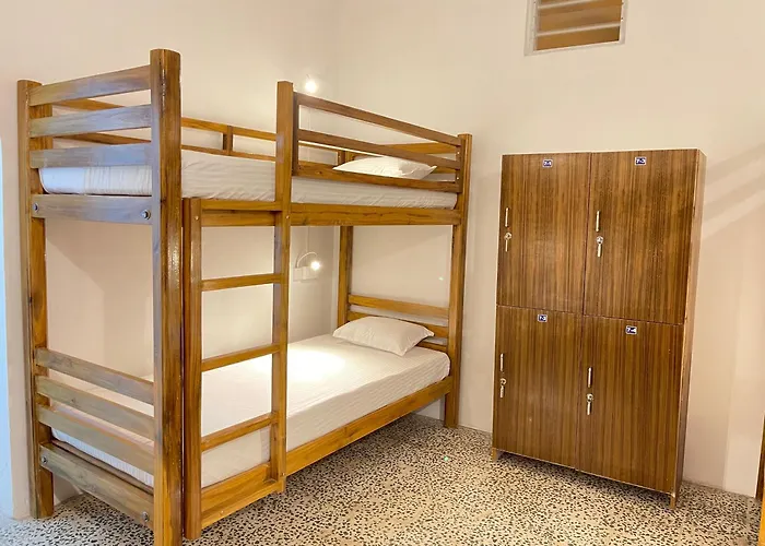 Eness Hostels Pondicherry