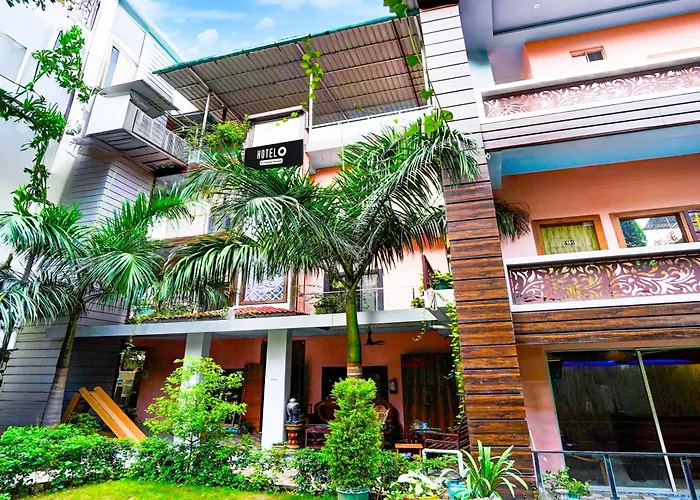 Hotel O Balaknath Temple Road Tapovan