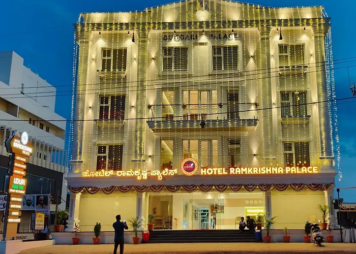 Hotel Ramkrishna Palace