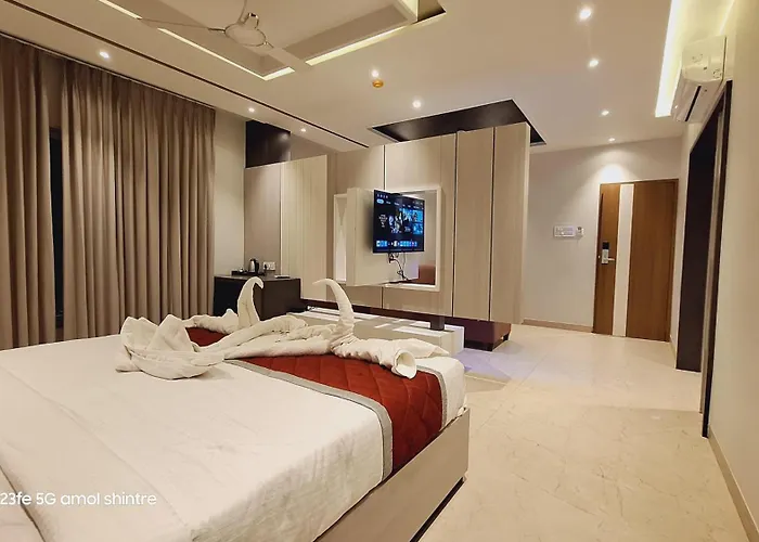 Hotel Ramkrishna Palace