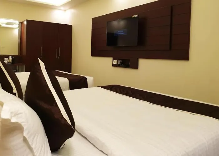 Hotel Saran Palani