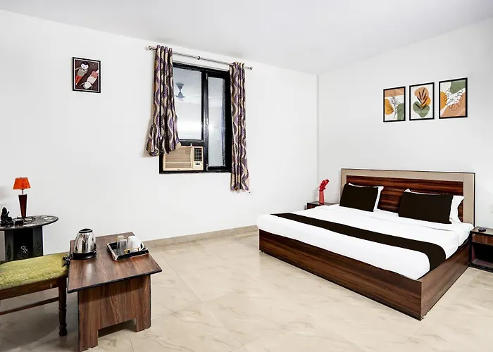 Super Hotel O Taj Nagar Phase 2 Formerly Aicon Palace