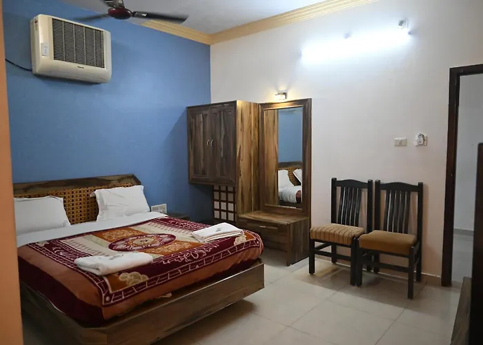 Hotel Ashlesh Manipal