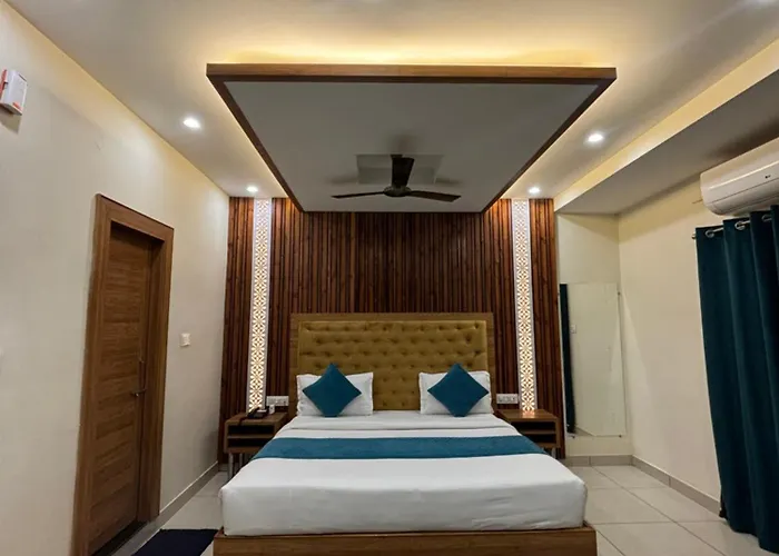 Hotel Dev Vani