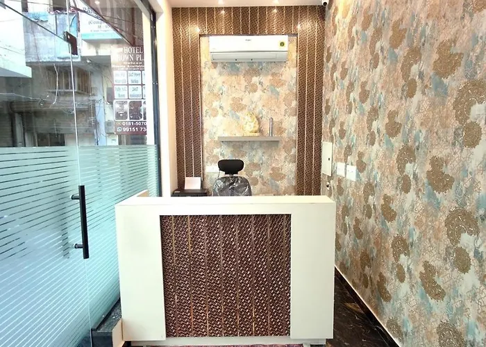 Hotel Crown Plaza