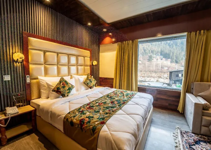 Hotel De Courtyard Pahalgam