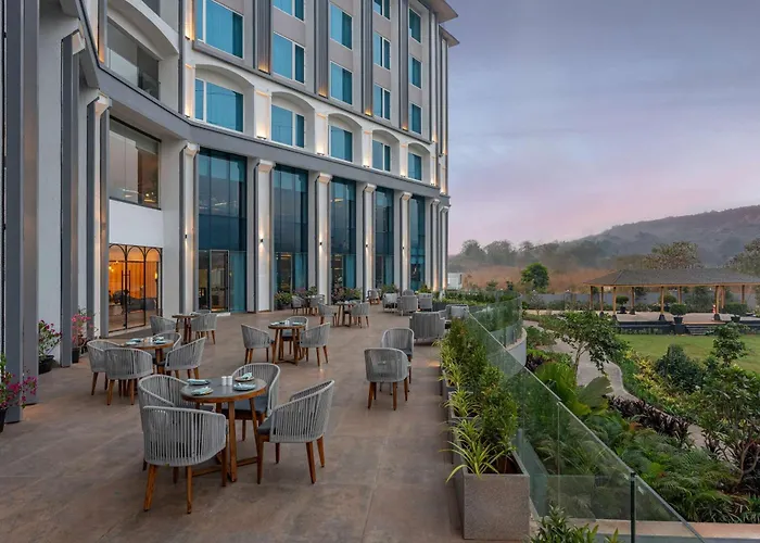 Radisson Resort & Spa Khopoli