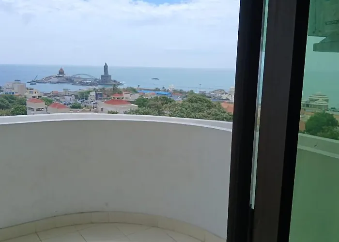 Hotel Staar World