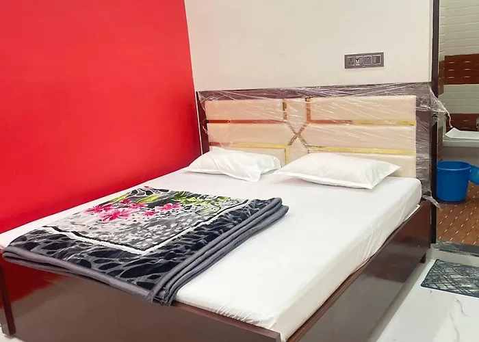 Hotel Saroj Palace