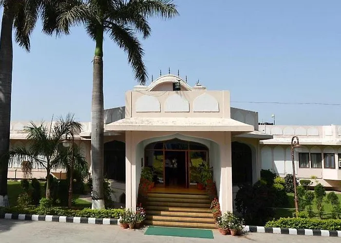 Yadavindra Gardens Pinjore