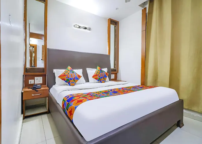 Fabhotel Nand