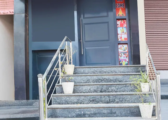 Super Townhouse Jagatpura Downtown