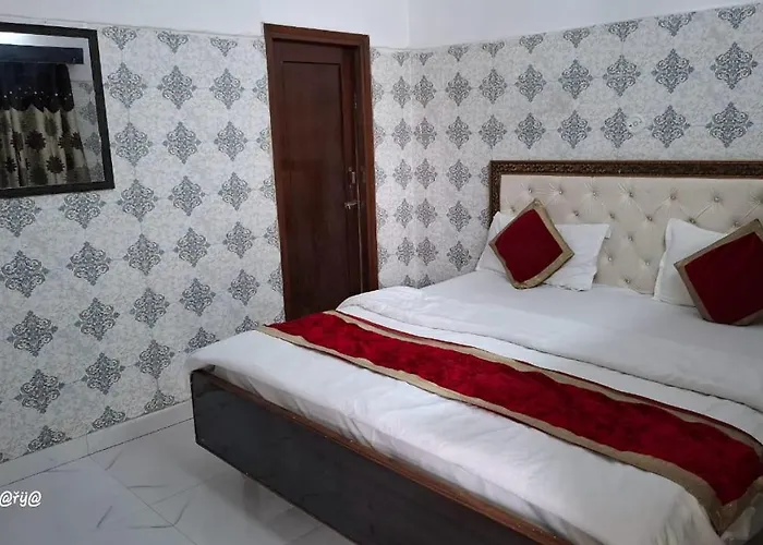 Hotel Embassy