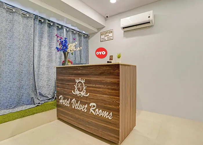 Oyo Flagship 81234 Hotel Velvet Rooms