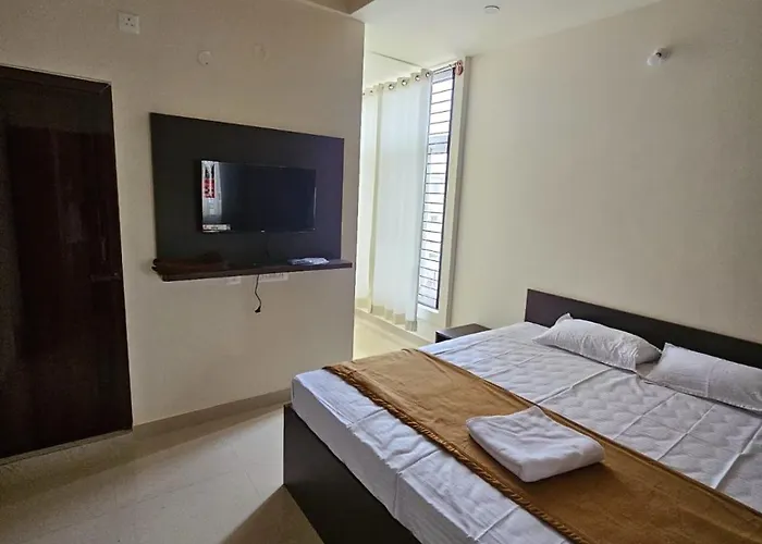 Deepa Stay Inn