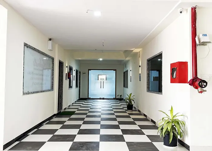 Hotel The Aadimata & Banquets
