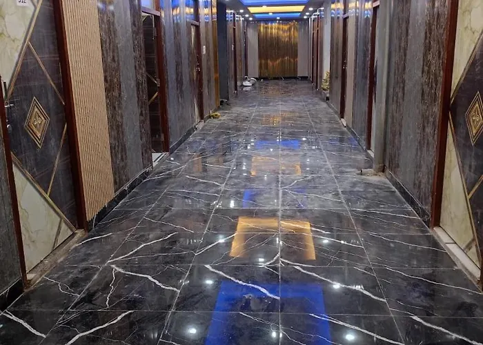 Royal Stone Hotel