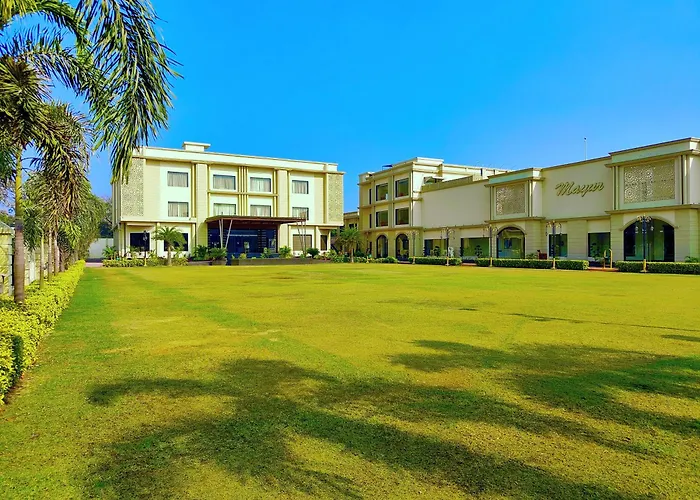 Mayur Hotel & Resort