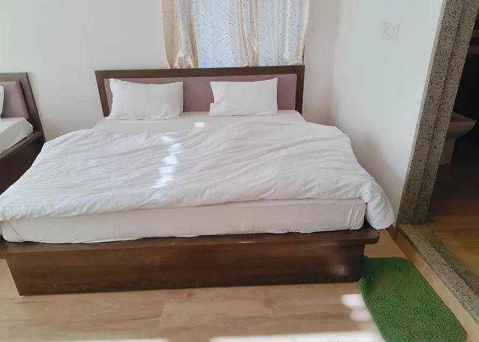 Hotel Ananya Fairview