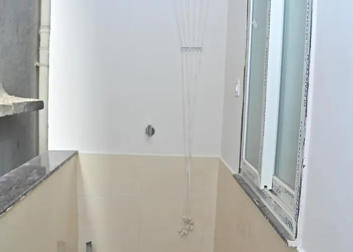 Modern 1 Bhk In Kondapur In Prime Location 3S