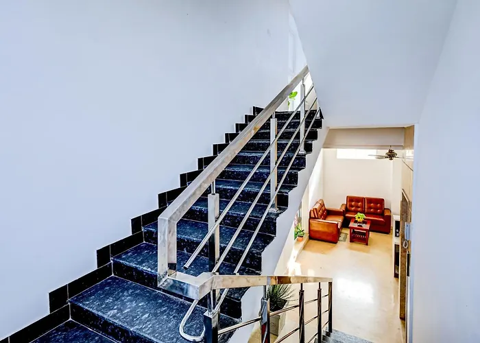 Hotel O Sai Grand Luxury Rooms