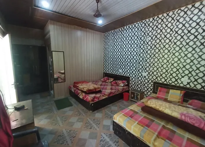 Hotel Prabhat & Resturent