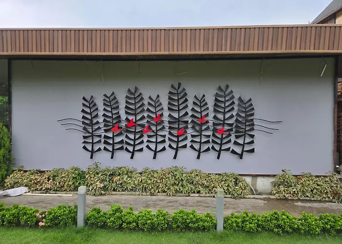 The Knight Resort