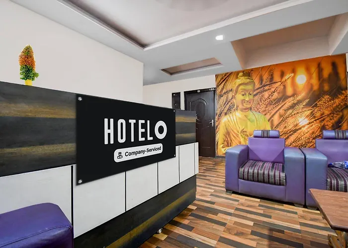 Super Hotel O Deoria Near Bhathaliya Chouraha
