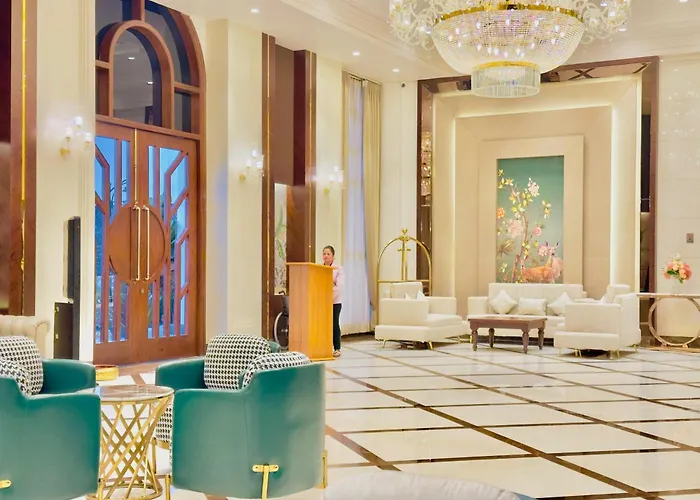 Hotel Sukh Farm 5-Minute Drive To Banasar Bagh