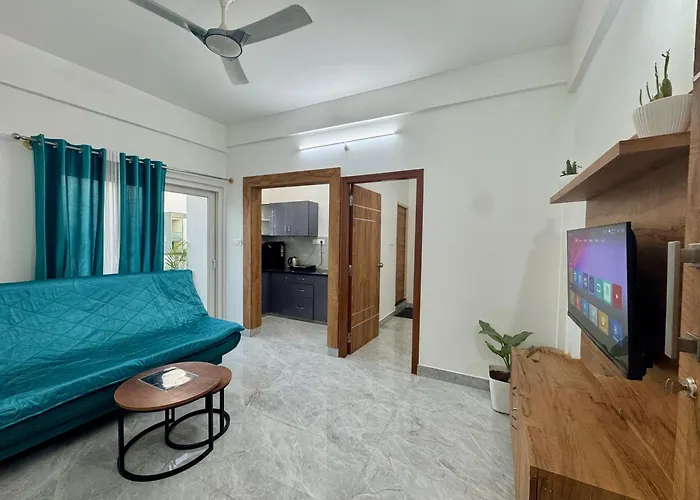 Truelife Whitefield - Premium 1 Bhk Apartments - Prime Location - Easy Access To Main Rd - Metro - Itpl - Fast Wifi - Kitchen - Smart Tv - Power Backup - Park - Garden Views