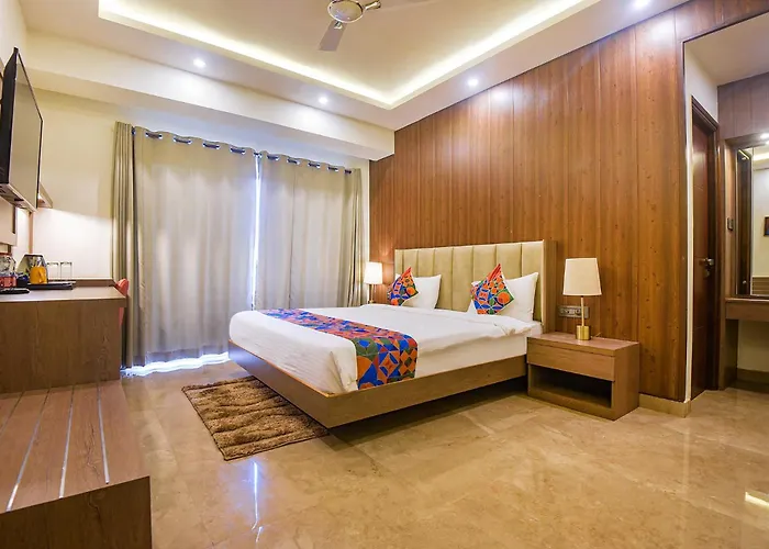 Fabhotel Prime Pas Resorts - A Lake View Hotel