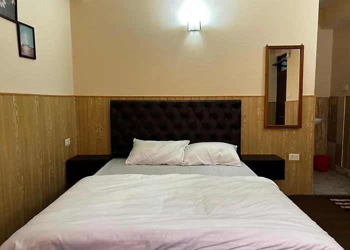 Khangri Guest House