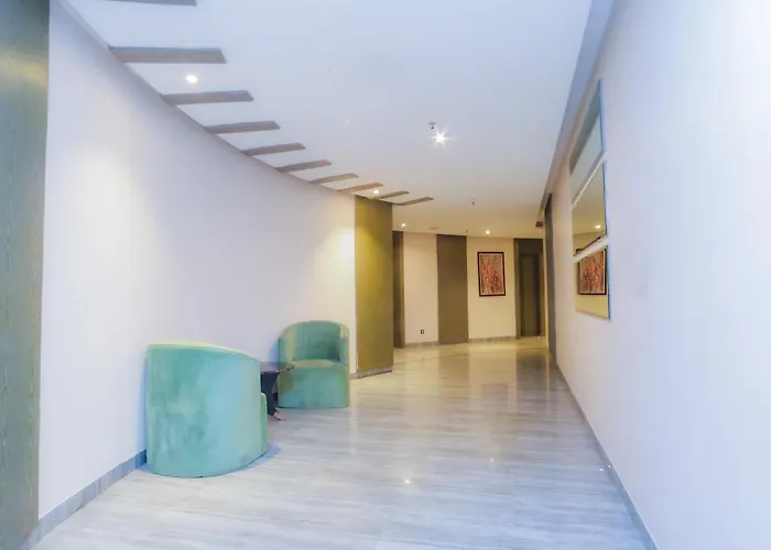 Hotel Livbox At Supernova