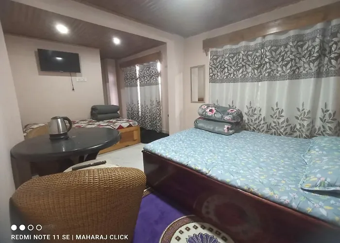 Kousani Homestay