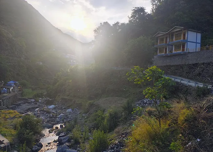 Neerangana Retreat